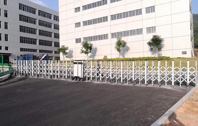 深圳供應商：鋁合金電動伸縮門如何保養？
